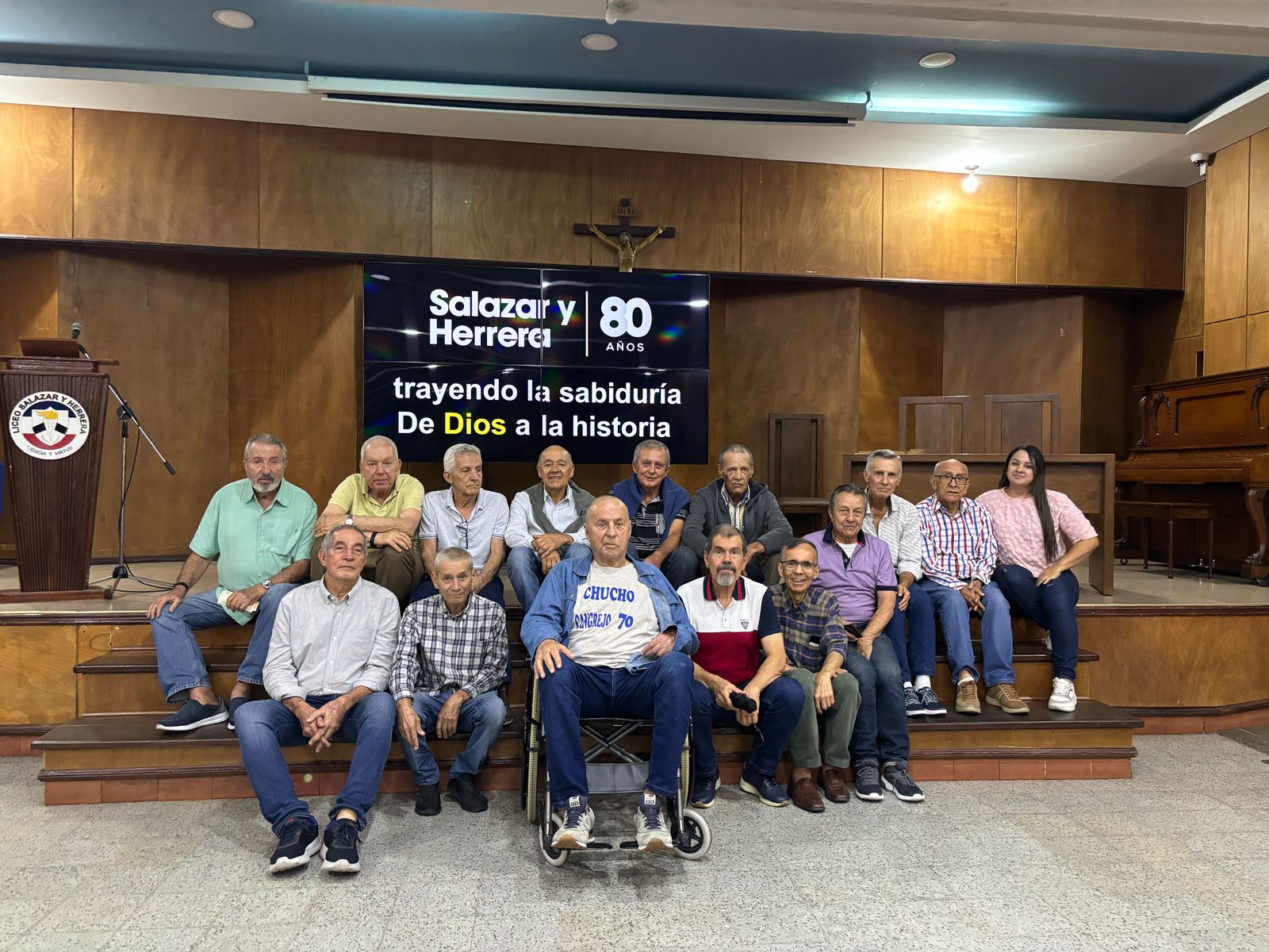 Egresados de la promoción 1970 revivieron su historia en el Liceo Salazar y HerreraIUSH