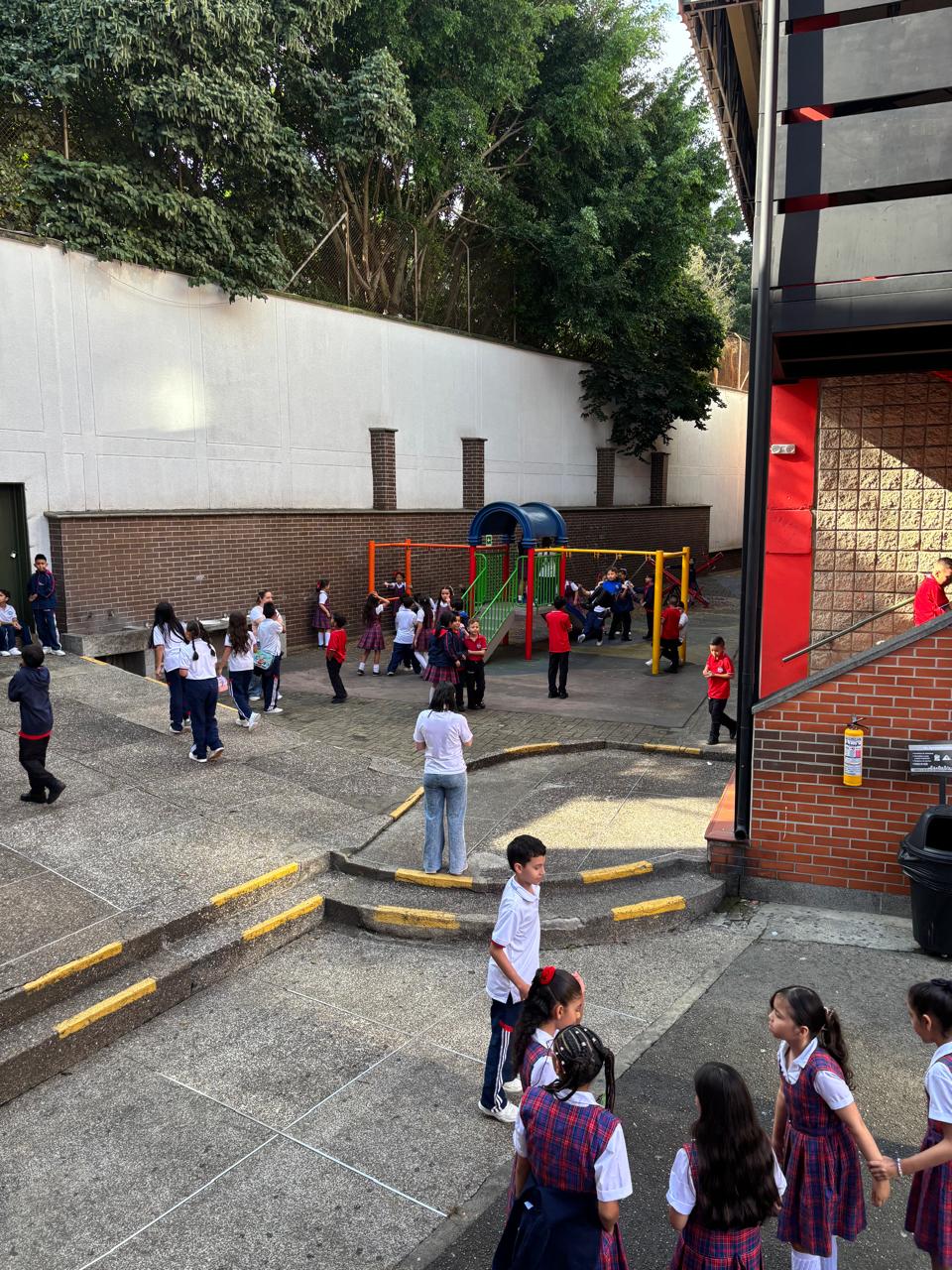En el Liceo Salazar y Herrera dimos inicio a un nuevo año escolar en preescolar y primariaIUSH